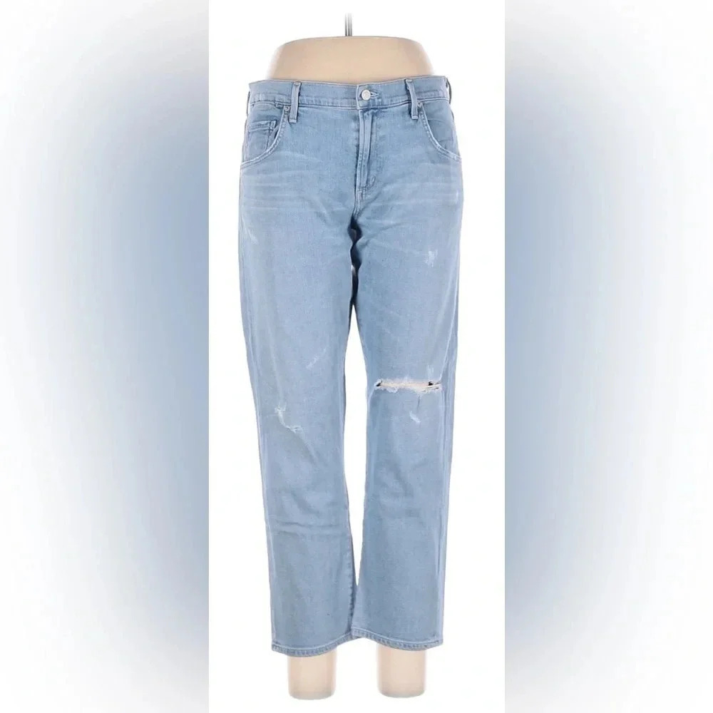 Agolde Isabel Ankle straight leg boyfriend jeans slightly distressed 32